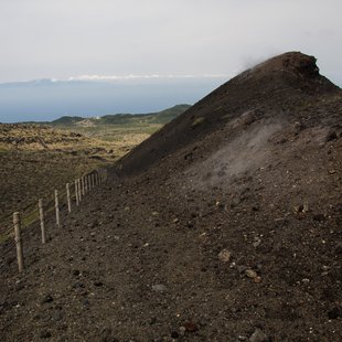 伊豆大島_地熱で暖かい