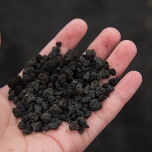 伊豆大島_砂漠だけど砂じゃない